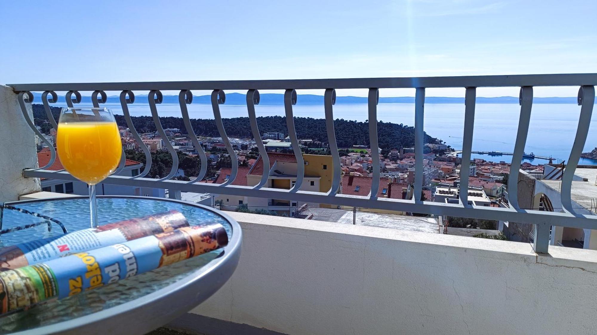 Apartments Ella Makarska Buitenkant foto