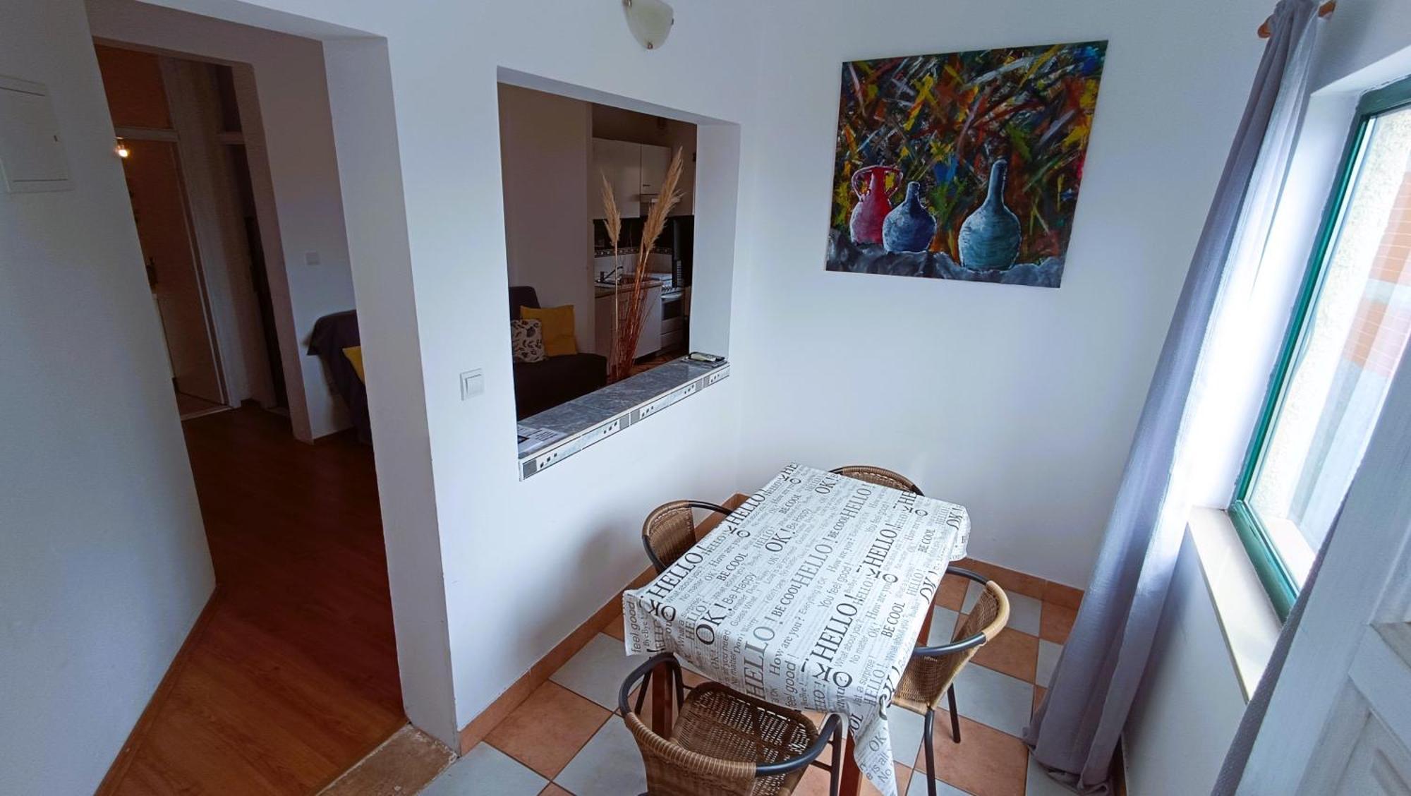 Apartments Ella Makarska Buitenkant foto