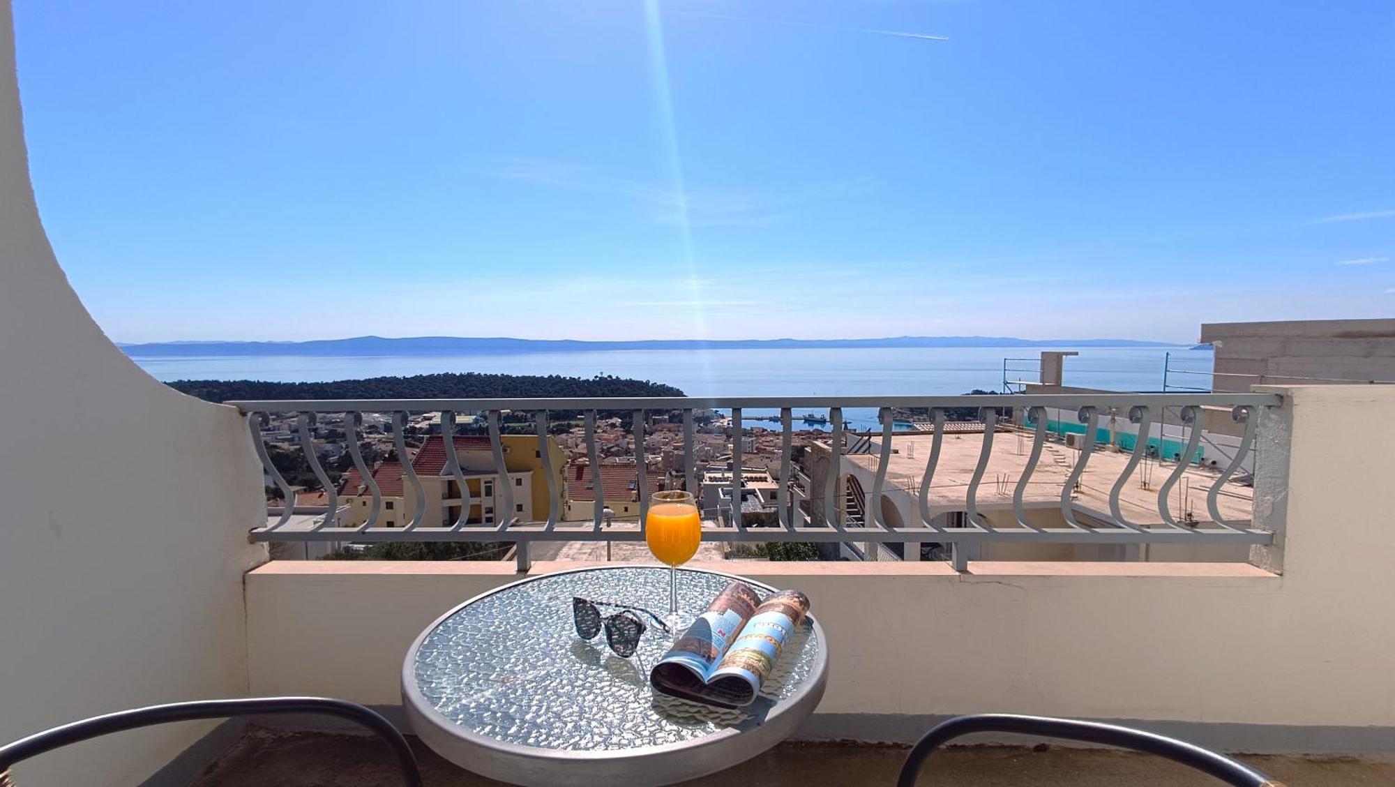 Apartments Ella Makarska Buitenkant foto