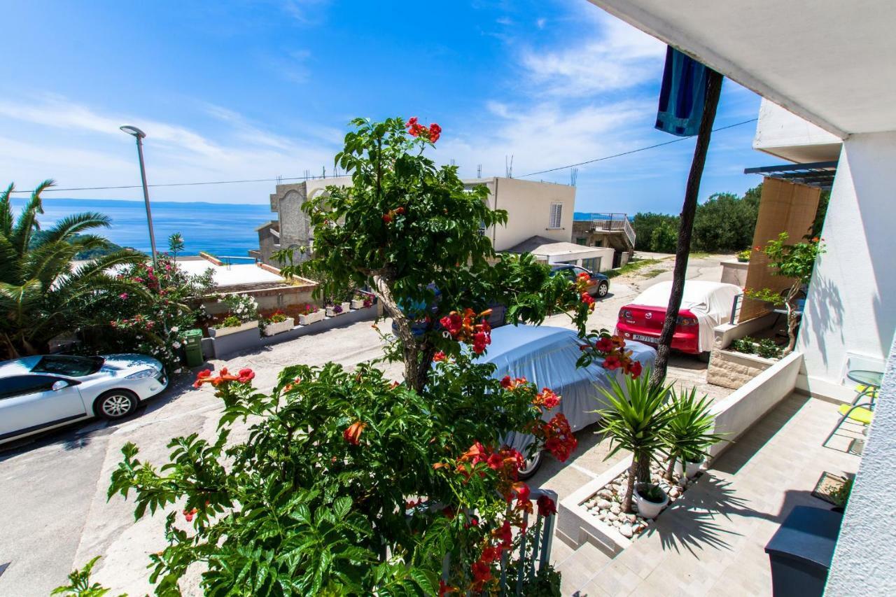 Apartments Ella Makarska Buitenkant foto