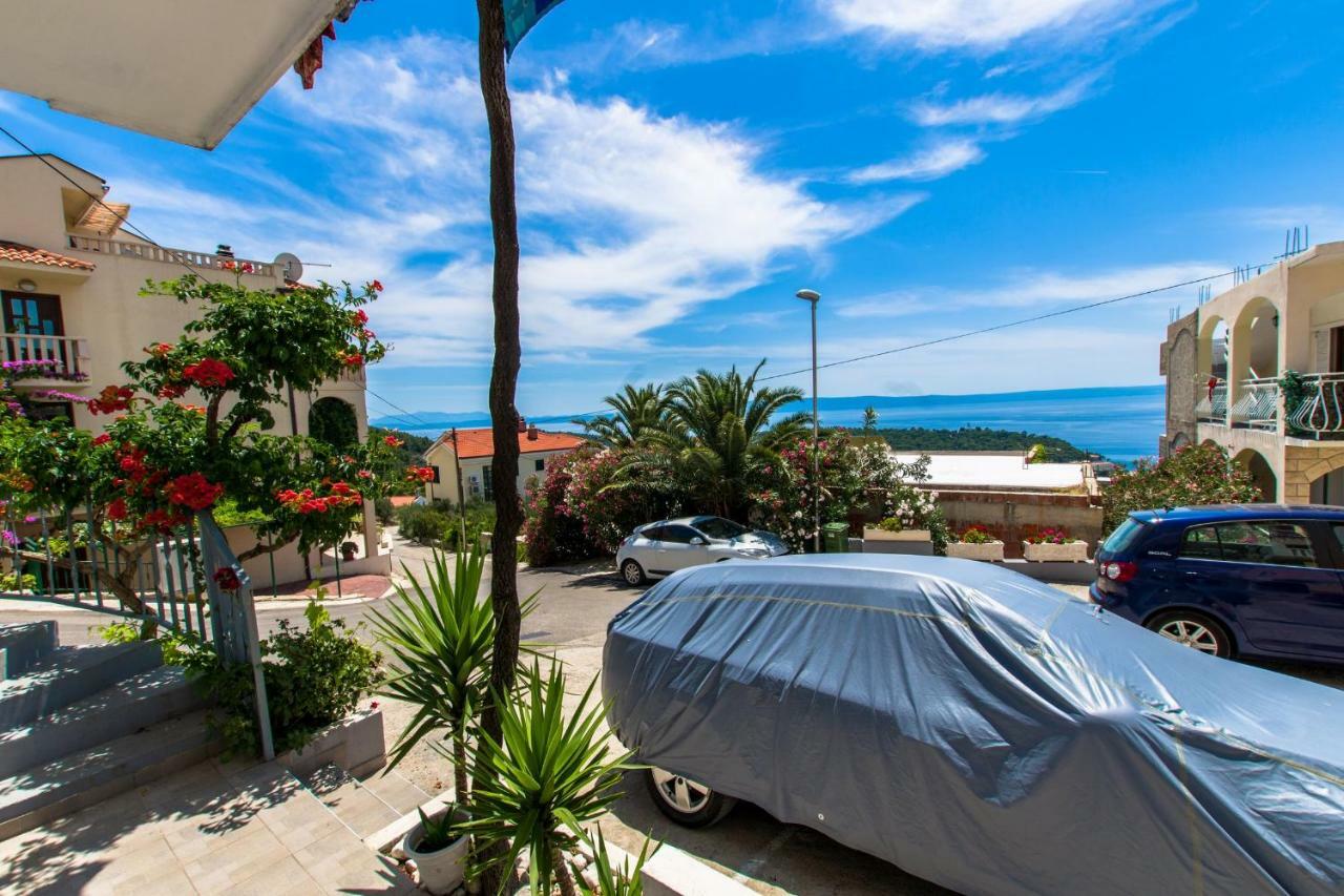 Apartments Ella Makarska Buitenkant foto